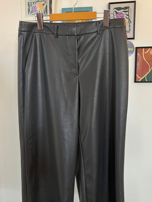 Pantalons large 7/8 simili cuire